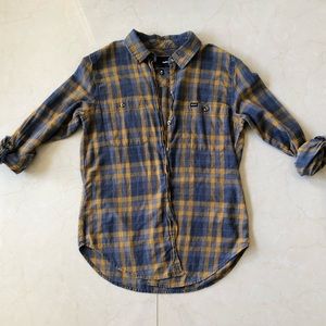 Hurley button shirt Medium